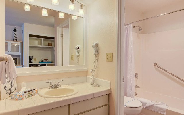 Inn at Otter Crest