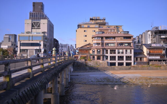 Kyoto Hana Hotel