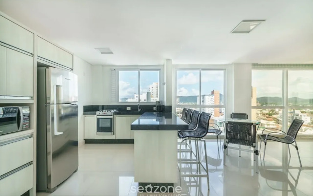 Seaview Apt Condo w/ Pool & BBQ Vce1102