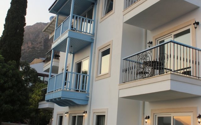 Mavi Kiyi Suites