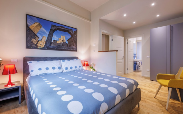 Lucy Florence Charming Modern Apartment