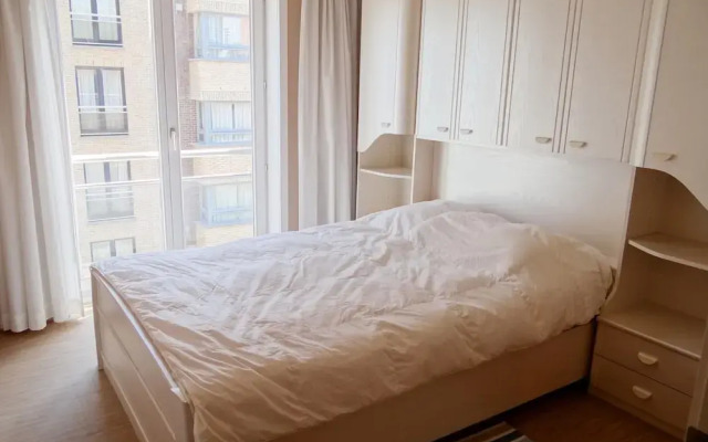 Apartment in Nieuwpoort With sea View