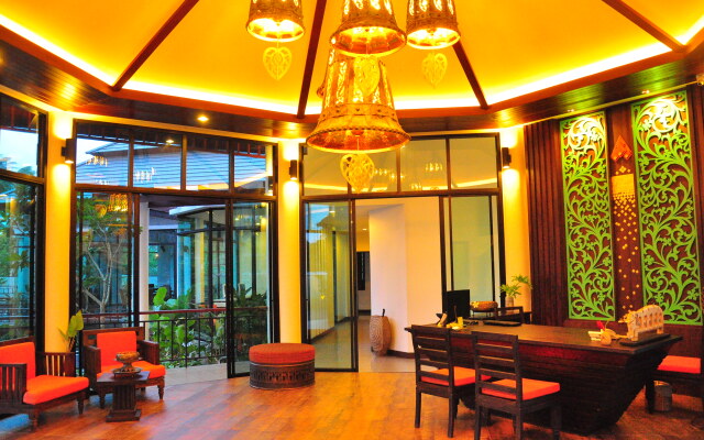 Navatara Phuket Resort