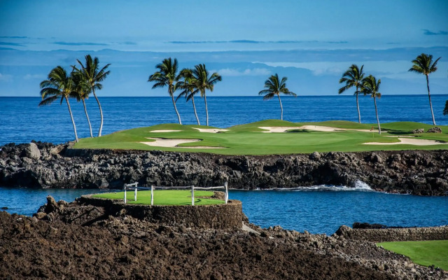 Mauna Lani, Auberge Resorts Collection