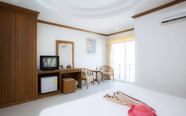 Pipikuku Hotel & Restaurant
