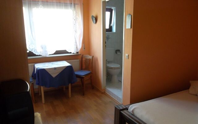 Pension Mainzer Rad