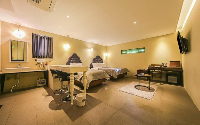 Hotel Myeongjak