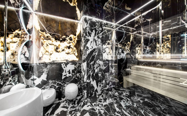 Apartments in Sky Tower with Bathtub near the window