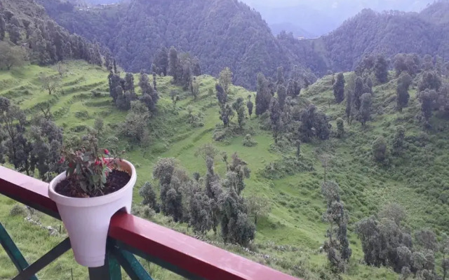 Veenu's Cottage