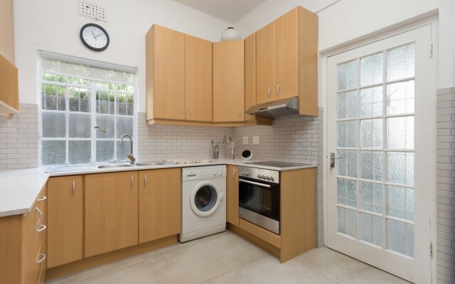 Chesterfield House 7