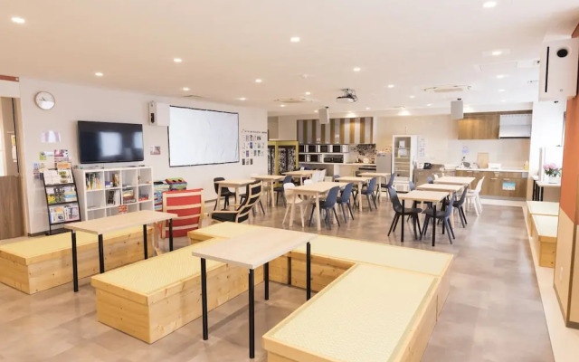 Wild Cherry Blossom Hostel Tokyo Koganei