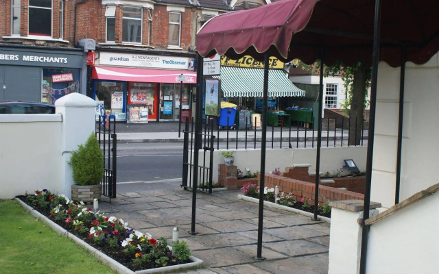 OYO London Guest House