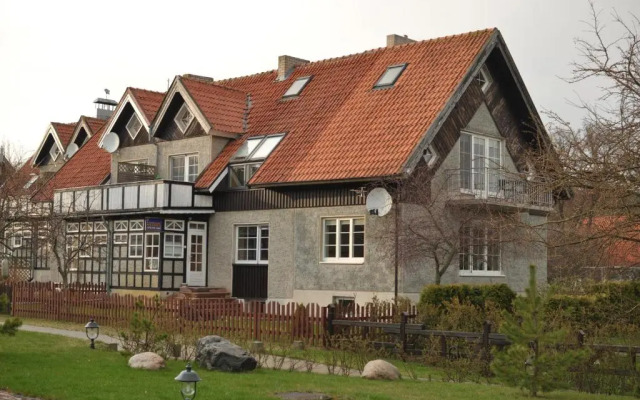 Nidos Gaiva, svečių namai