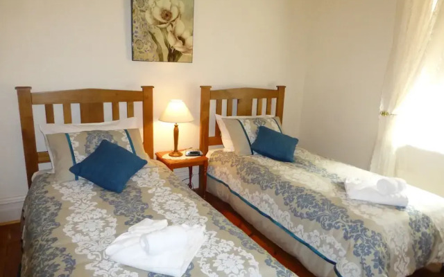 Cherry Tree Lodge Bed and Breakfast