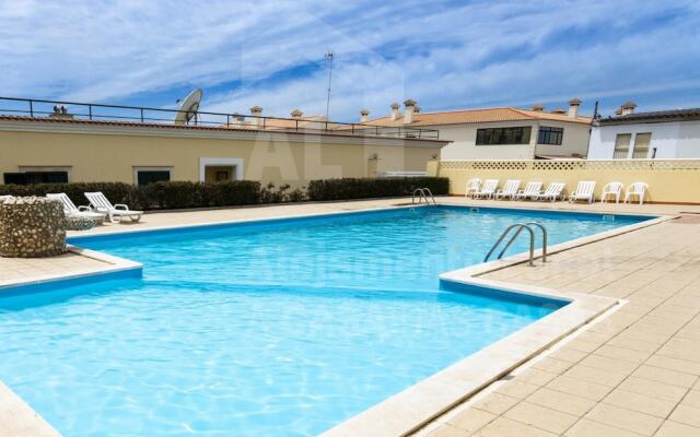 Sunset Apartment by Acasadascasas