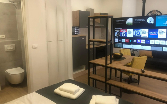 Alex 2 - Cozy new city centar studio apartman