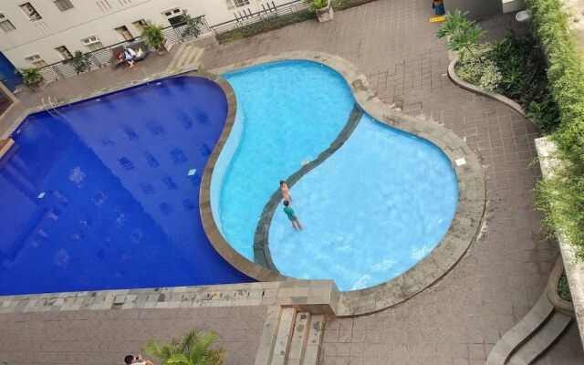 Affordable 2Br Green Pramuka Apartment With Pool View