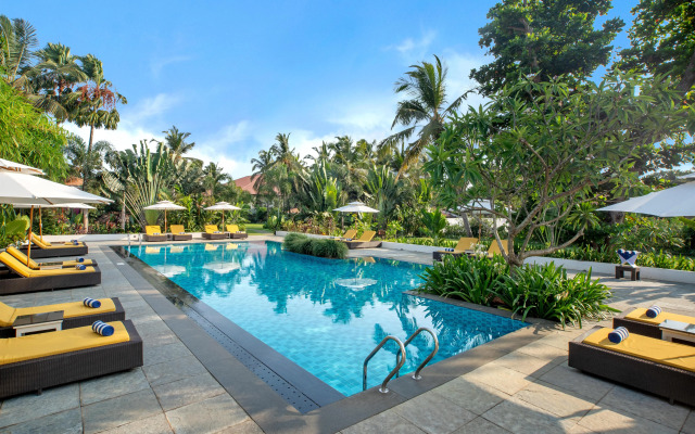 Radisson Blu Resort Goa Cavelossim Beach