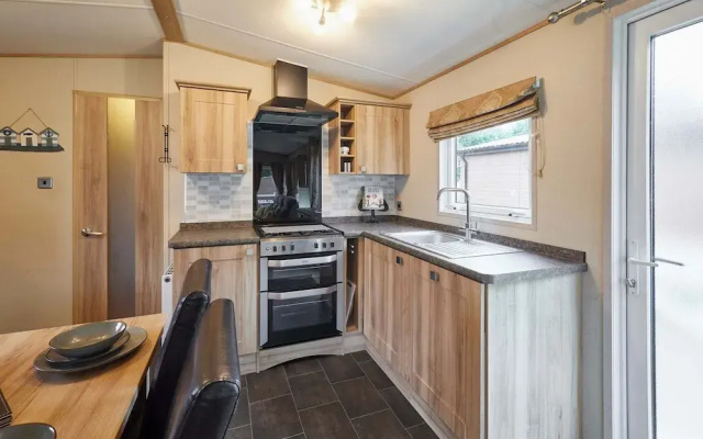 Host Stay Brooksbank Lodge