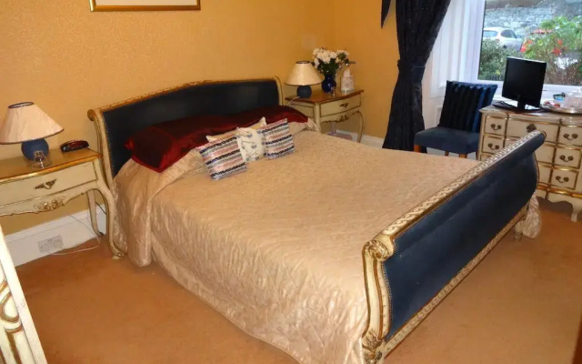 The Arrandale Hotel