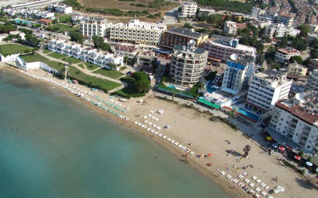 Malibu Residences