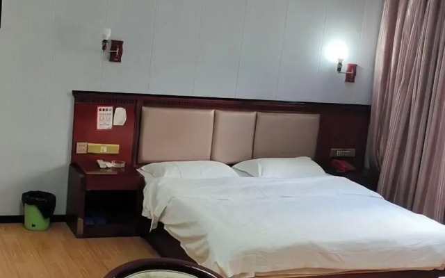 Nanning Hongtu Business Hotel (Railway Station)