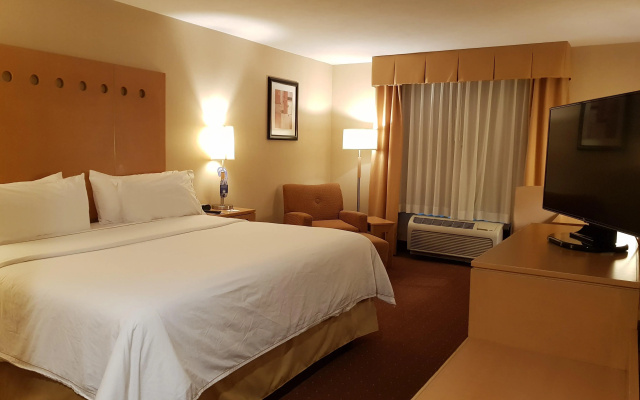 Holiday Inn Express Saltillo Zona Aeropuerto by IHG