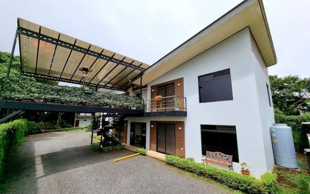 Calathea Lodge Monteverde