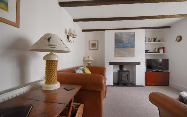 12 Maritime House