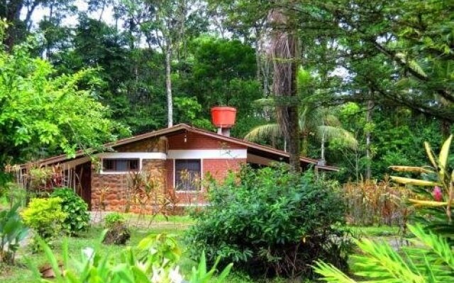 Hotel de Selva El Puente