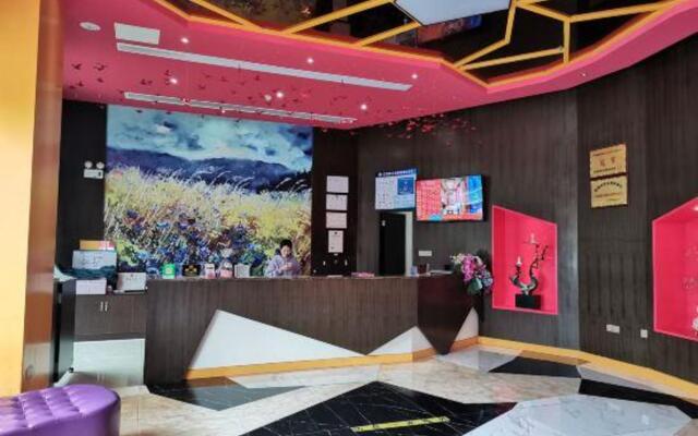 Hongtai Juyuan Theme Fashion Hotel