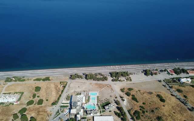 Gennadi Seaside Resort