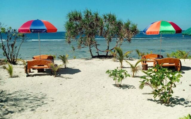 Traditional Filipino Villa Beachfront