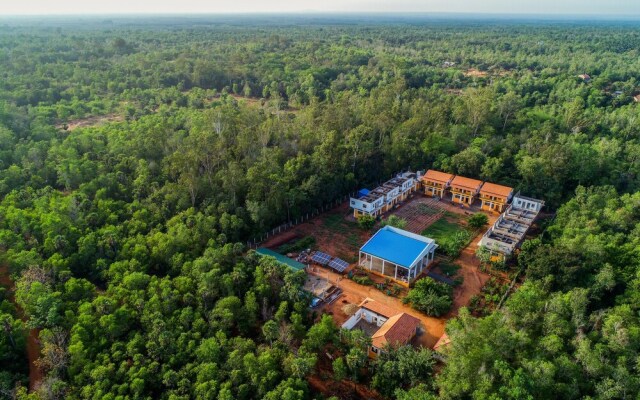 OYO 23039 Home Forest View 1BHK Near Auroville