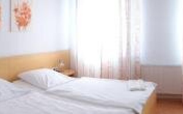 Hotel-Restaurant Zum Goldenen Hahnen