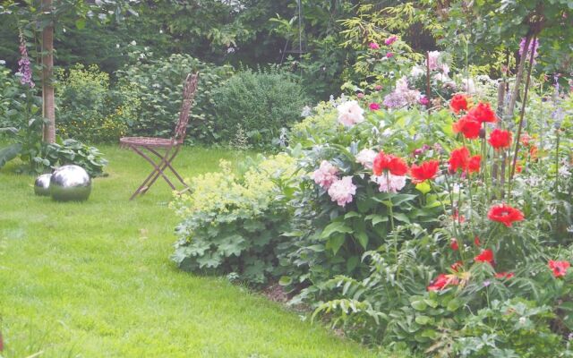 Eifelferien - Gaestezimmer, Ferienwohnungen - Haus Eden