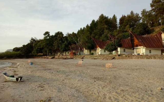 Le Shangri-la Accomodation – Beach – Unjur