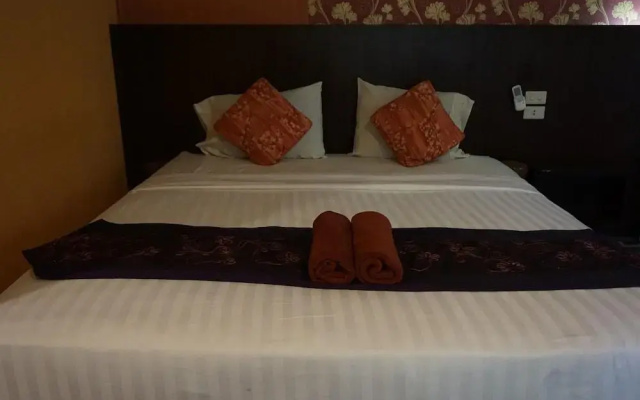 Phrom Prathan Resort