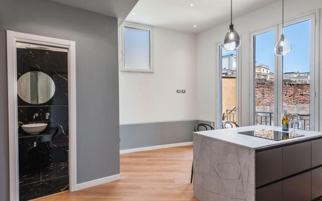 Etnea Modern Apartment