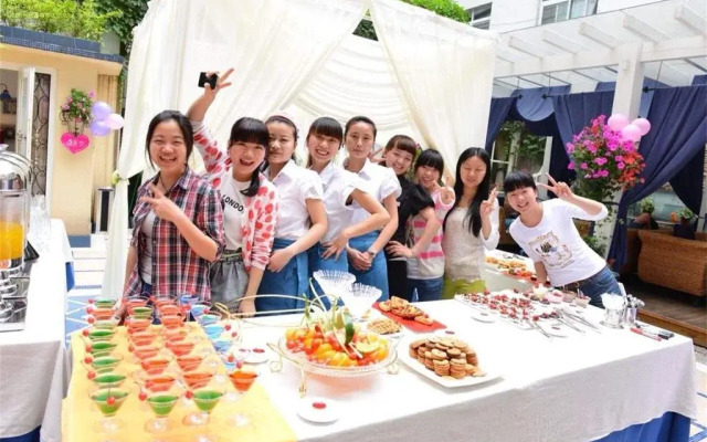 Ju Yuan Business Hotel