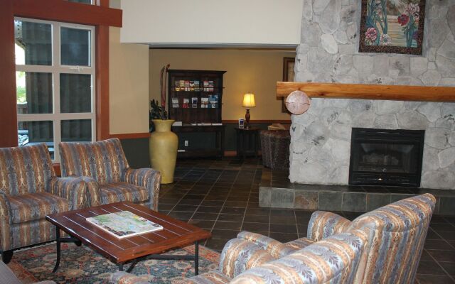 Lost Lake Lodge by Whistler Premier