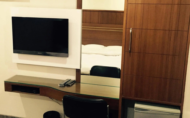 Hotel Avtar At New Delhi Railway Station