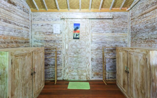 The Green Groves Hostel