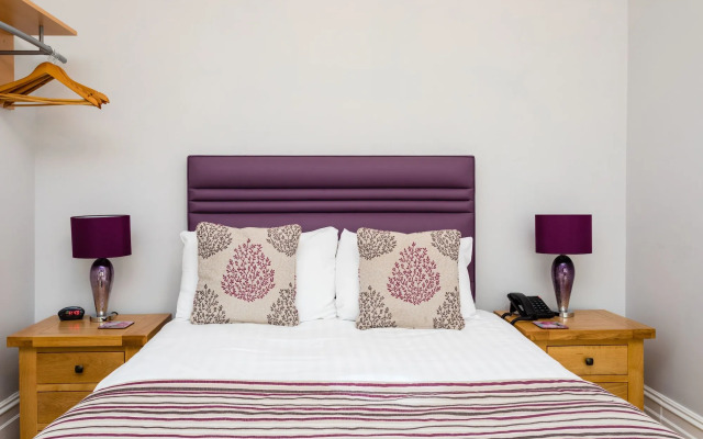 The Lawn Guest House