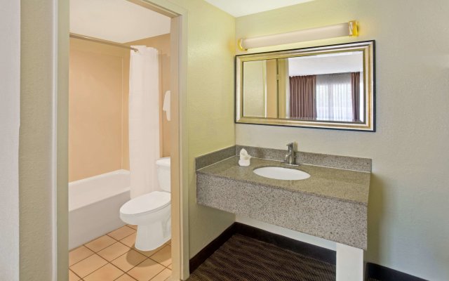 Days Inn by Wyndham Silver Spring