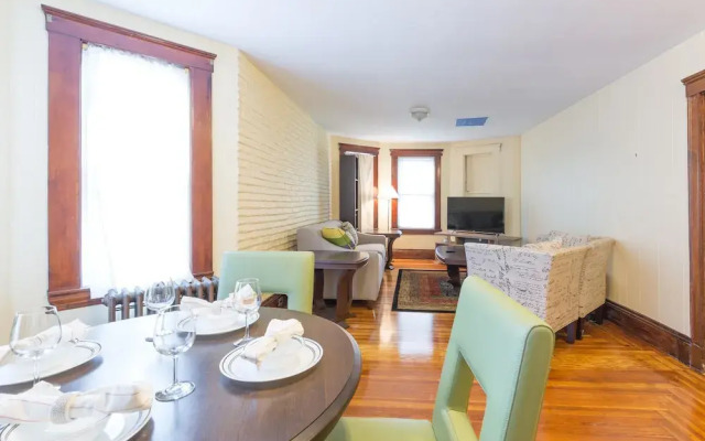 Airy Apartments by Starlight Suites
