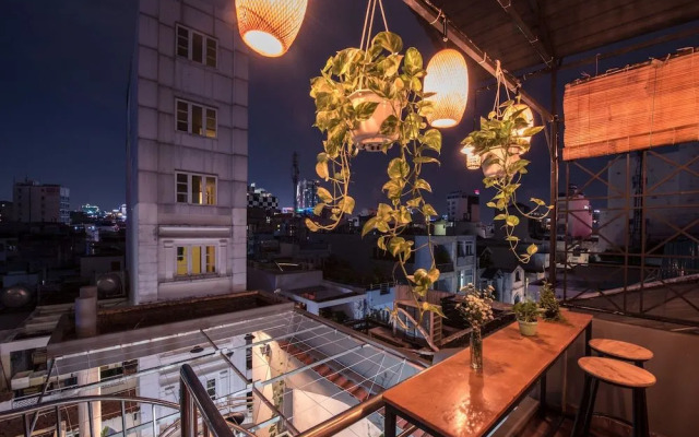 The Like Hostel & Cafe