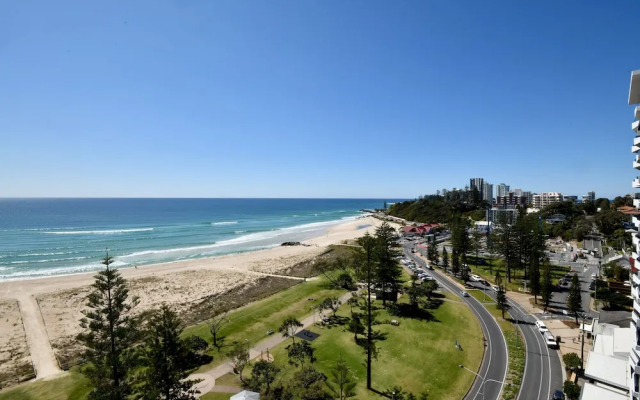 X Kirra Apartments
