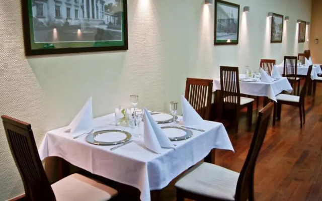 Rezydencja Belweder-Klonowa