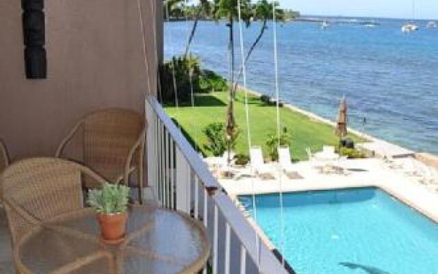Lahaina Roads 309